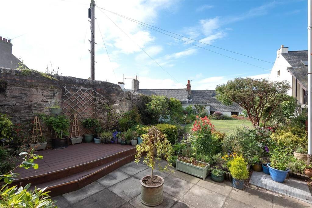 The Colours Riverside Apartment With Garden Broughty Ferry Dış mekan fotoğraf