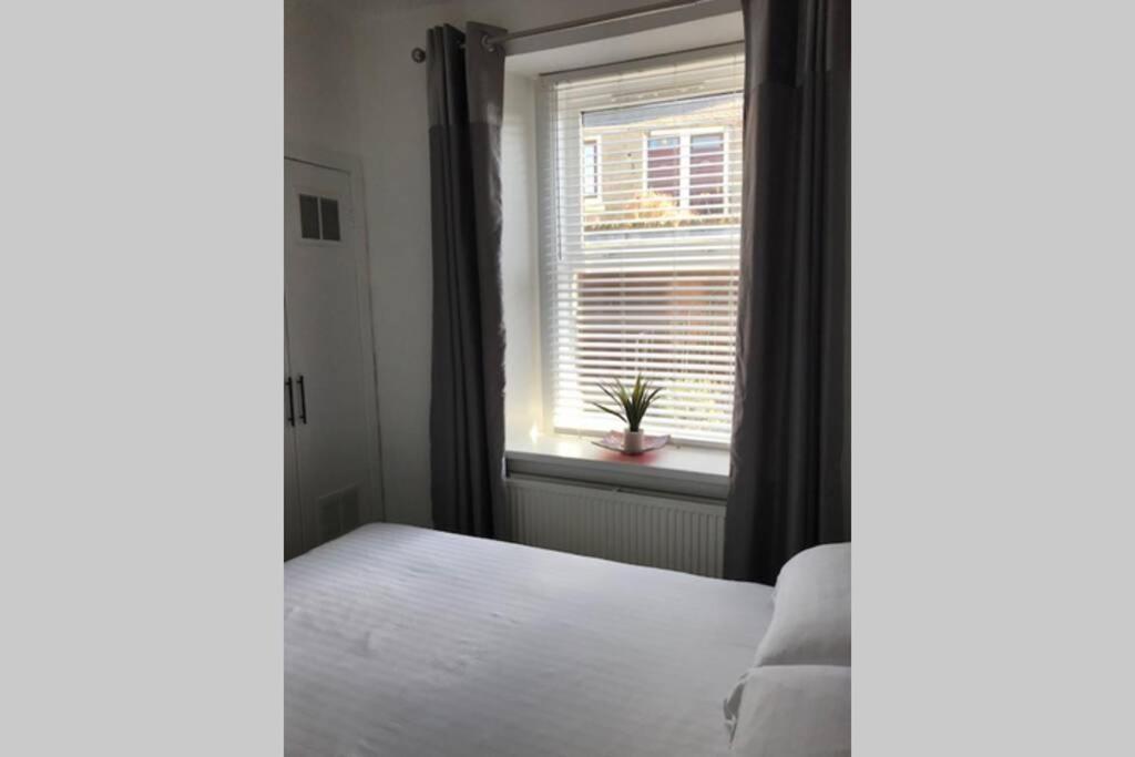 The Colours Riverside Apartment With Garden Broughty Ferry Dış mekan fotoğraf